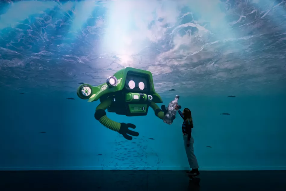 underwater robot exhibition projection